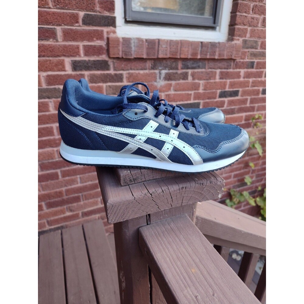 Ascis Women's Tiger Runner II Navy And Silver Size 10.5 Y2K